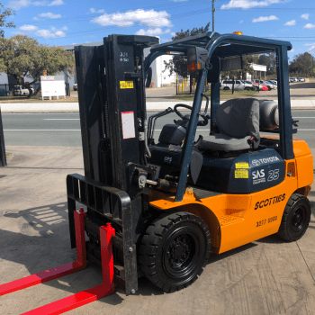 CONTAINER FORKLIFT