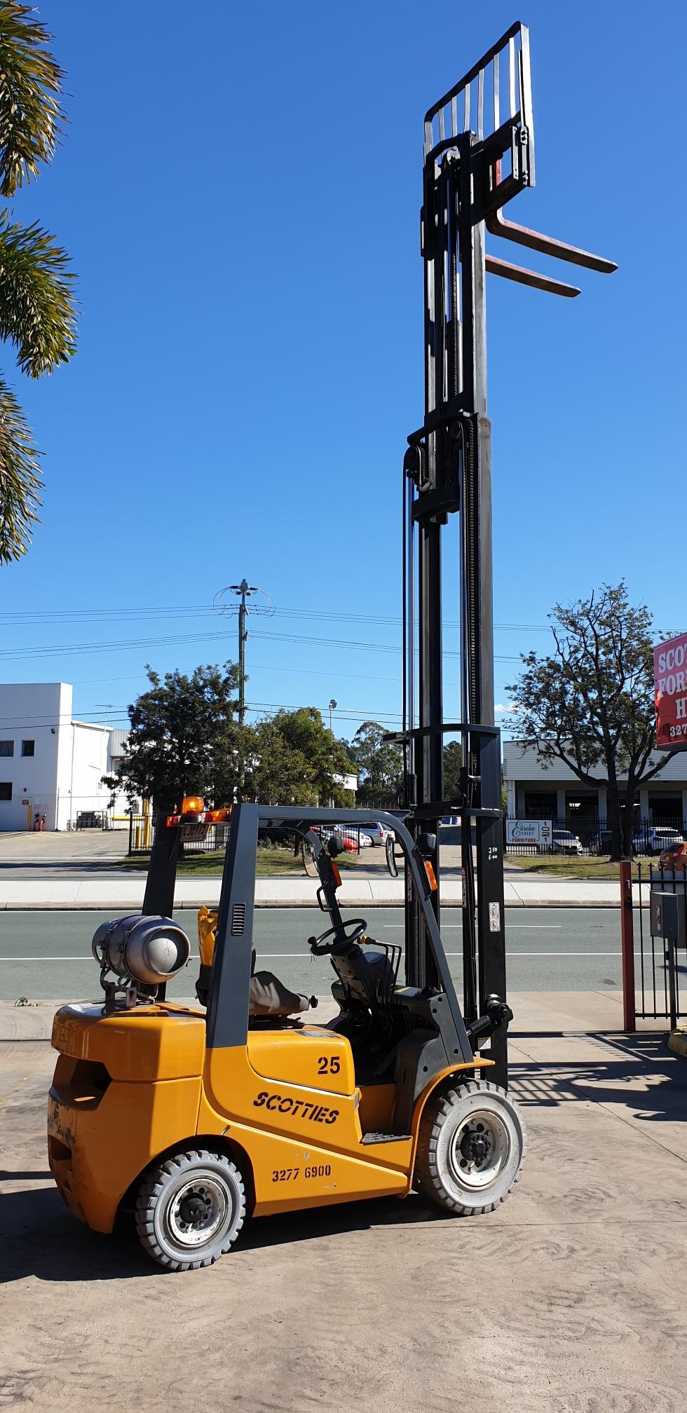 6 Meter Forklift Hire Scotties Forklift, Coopers Plains, Brisbane